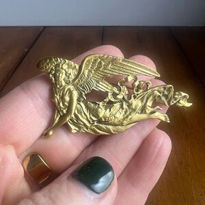 Vintage Gold Guilded Angel
Christmas Brooch